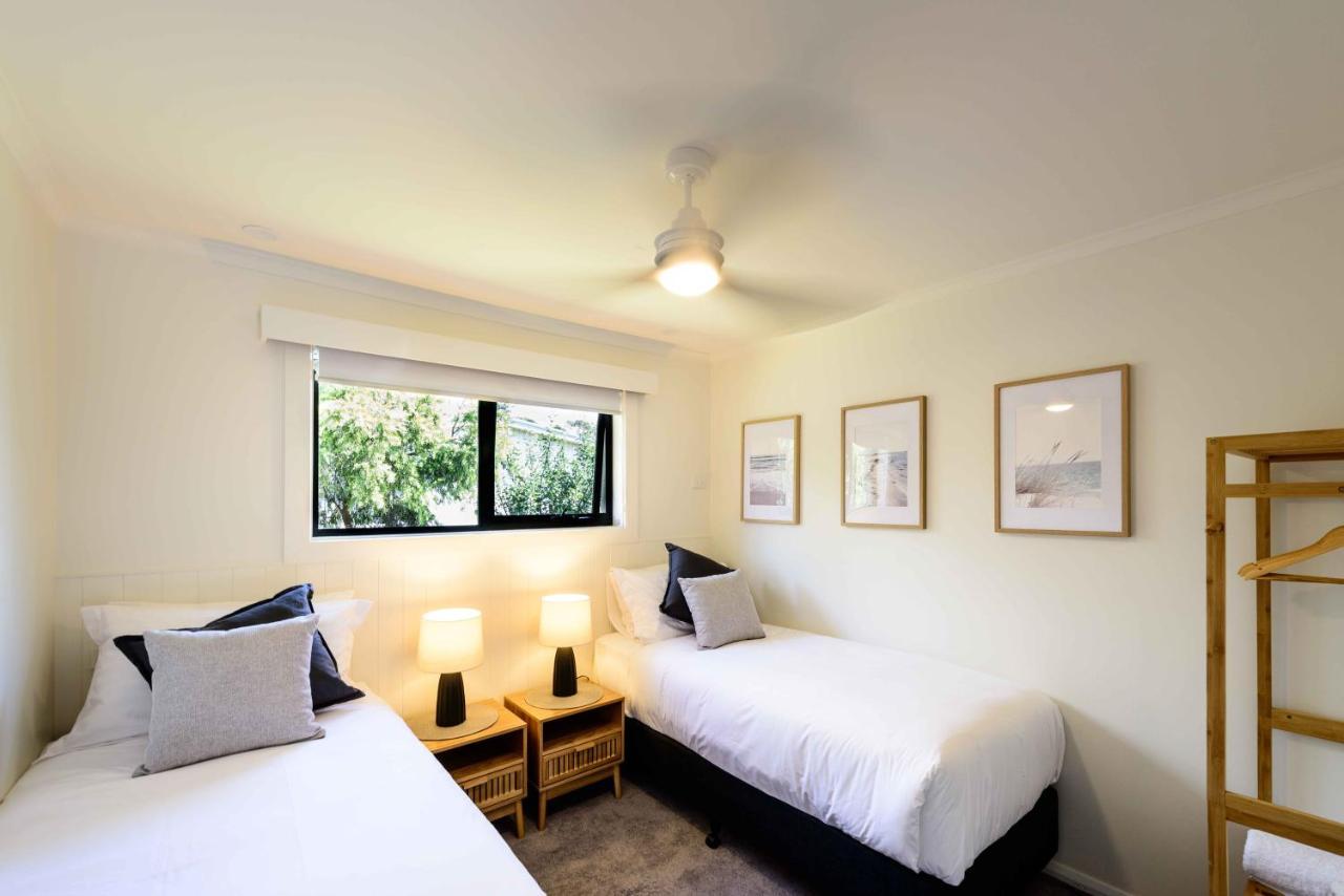 Aparthotel Georges Bay Apartments