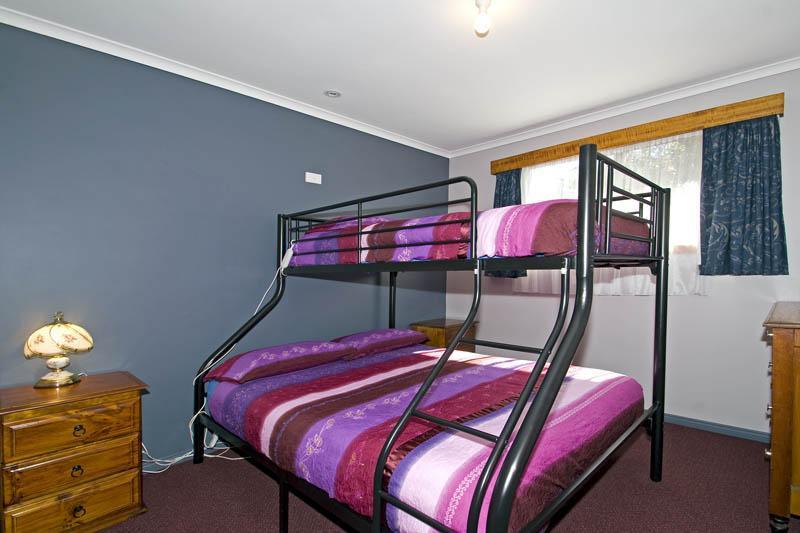 Georges Bay Apartments 4*